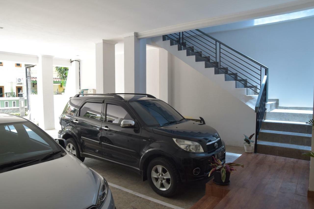 Grhatama Guest House Kejayan Exterior foto